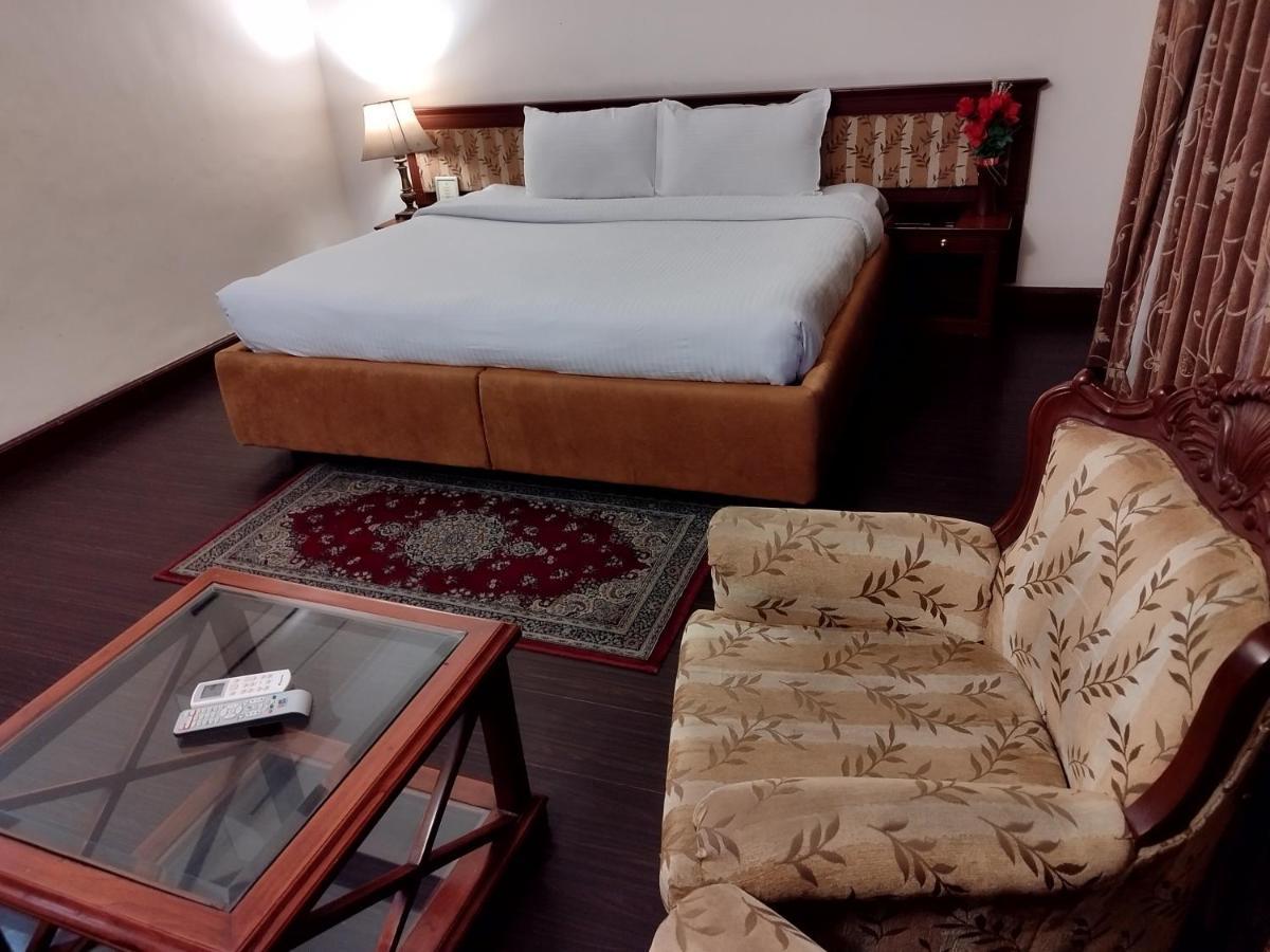 באטינדה Hotel Sepal מראה חיצוני תמונה