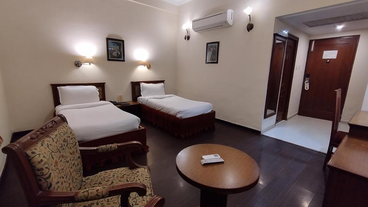 באטינדה Hotel Sepal מראה חיצוני תמונה