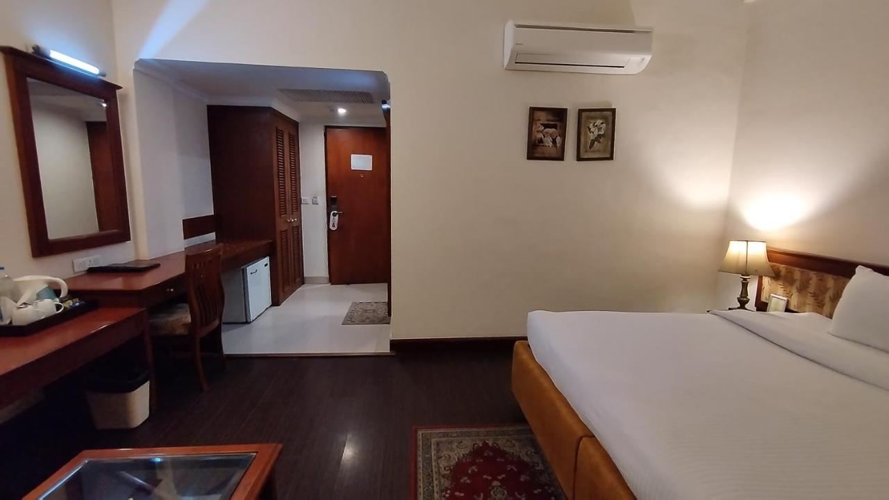 באטינדה Hotel Sepal מראה חיצוני תמונה
