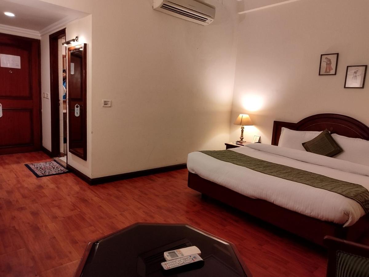 באטינדה Hotel Sepal מראה חיצוני תמונה