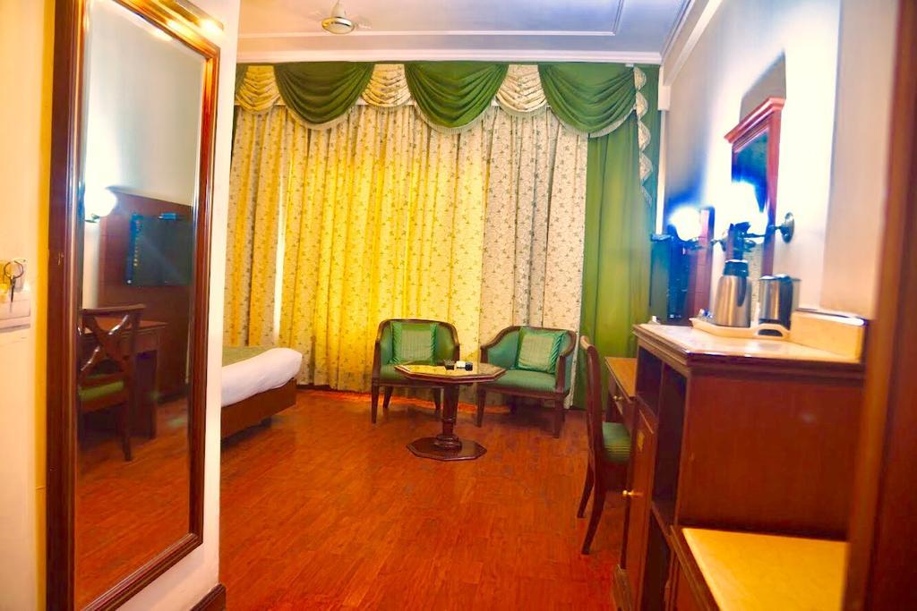 באטינדה Hotel Sepal מראה חיצוני תמונה