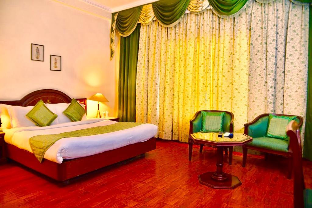 באטינדה Hotel Sepal מראה חיצוני תמונה