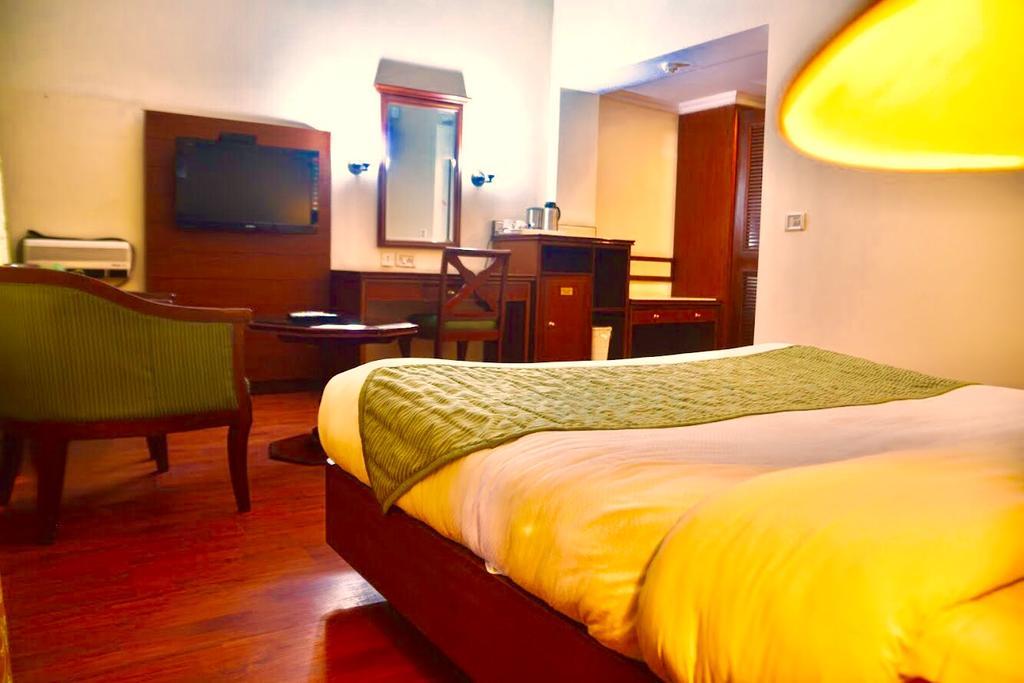 באטינדה Hotel Sepal מראה חיצוני תמונה